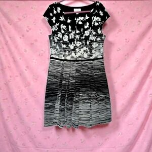 Elle Fit And Floral Party Dress Black/White Sz XL